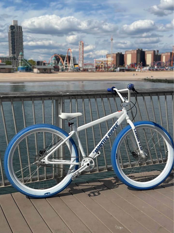 Custom white Monster Ripper 29-inch BMX