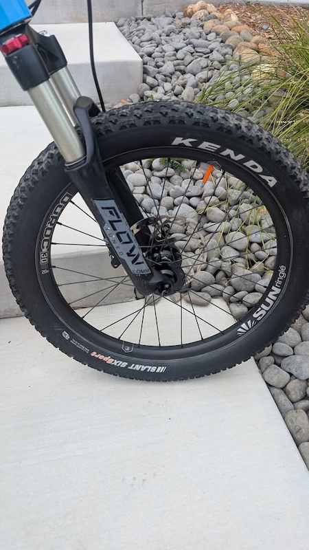 2015 Flow Bikes 20" Kids Mountain Bike